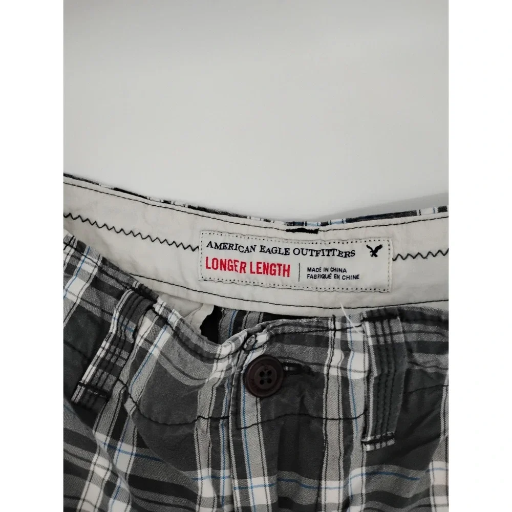 American Eagle‎ Mens Shorts Longer Length Size 28 Gray Plaid All Cotton 11in